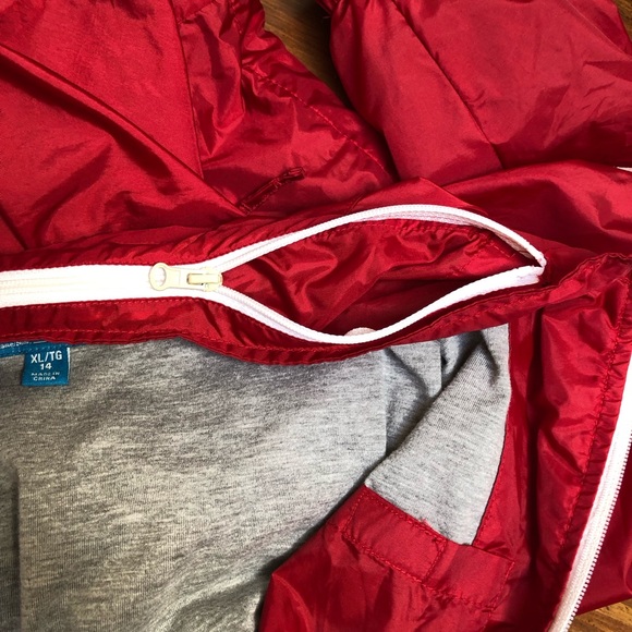 The Children’s Place Red Jacket EUC - Picture 14 of 16